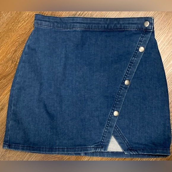 NO LONGER AVAILABLE - Picture 2 of 8